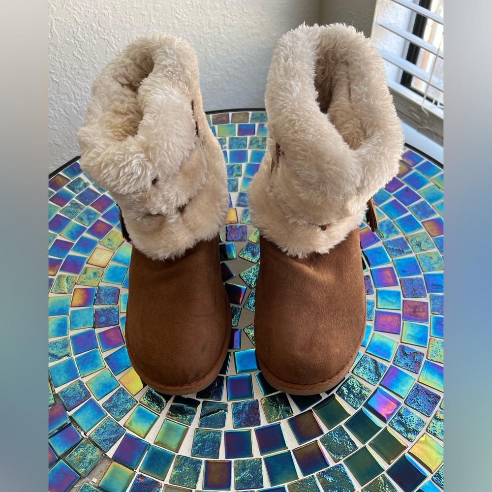 So Authentic American Heritage Avalanche Faux Shearling Lined Winter Bootie.